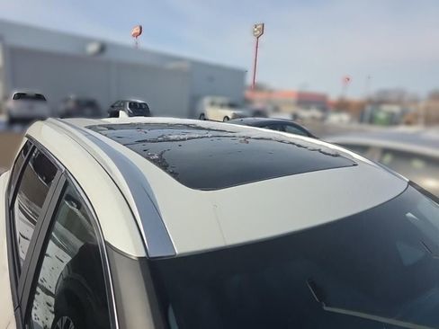 Certified 2023 Nissan Rogue SV w/ SV Premium Package image 4