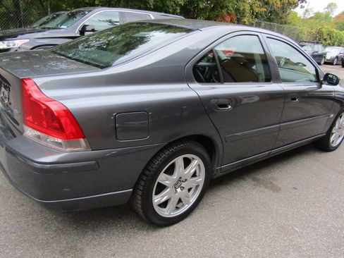 Used 2006 Volvo S60 2.5T image 16