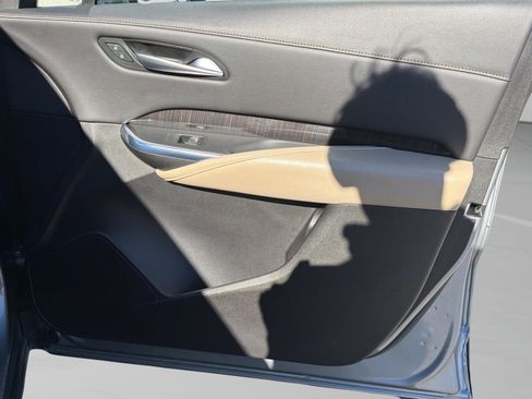 Used 2024 Cadillac XT4 Premium Luxury image 52