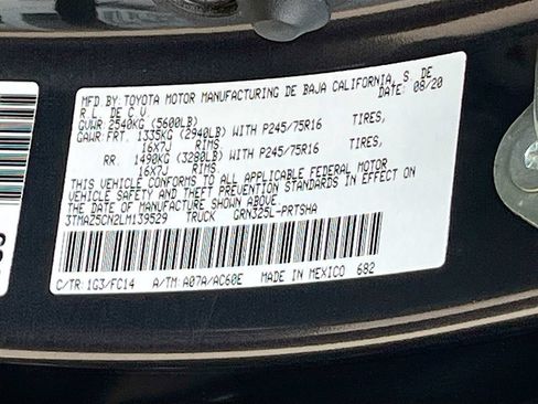Used 2020 Toyota Tacoma SR5 RWD image 29