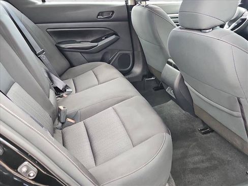 Used 2023 Nissan Altima 2.5 SV FWD image 26