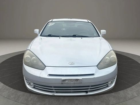 Used 2007 Hyundai Tiburon GS image 3