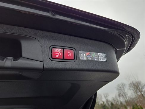 New 2026 Mercedes-Benz GLS 63 AMG 4MATIC image 32