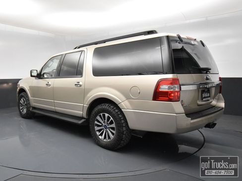 Used 2017 Ford Expedition EL XLT w/ Equipment Group 202A image 4