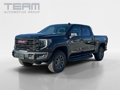 Used 2025 GMC Sierra 1500 AT4X image 3
