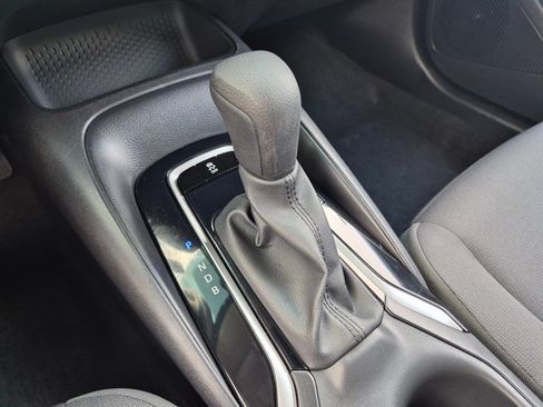 Used 2024 Toyota Corolla LE FWD image 11