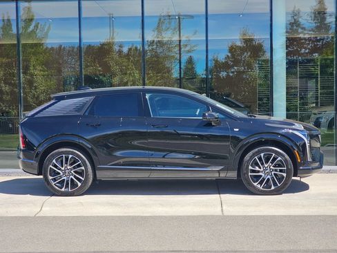 New 2026 Cadillac Optiq Sport 1 AWD/4WD image 6