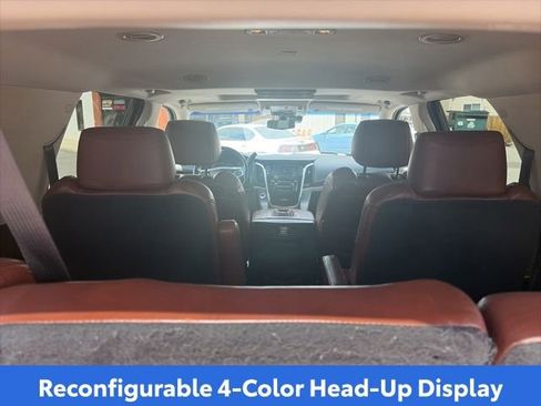 Used 2019 Cadillac Escalade Luxury AWD/4WD image 21