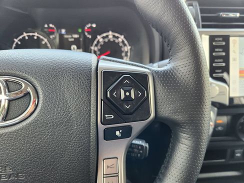 Used 2023 Toyota 4Runner SR5 Premium w/ Moonroof Package RWD image 28