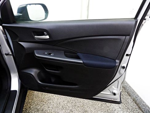 Used 2015 Honda CR-V LX image 11
