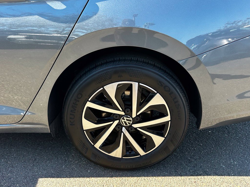 Used 2025 Volkswagen Jetta S FWD image 12
