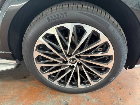 New 2027 Hyundai Palisade Calligraphy FWD image 11