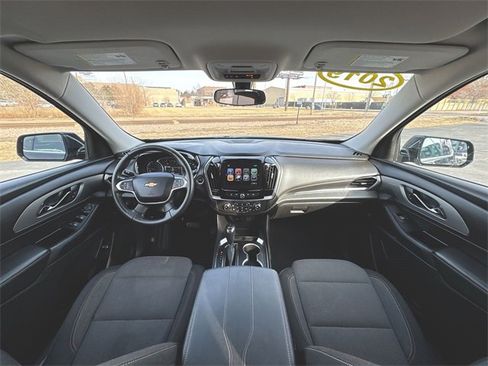 Used 2019 Chevrolet Traverse LT w/ LPO, Blackout Package image 19