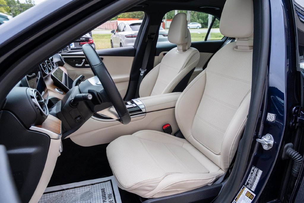 Used 2023 Mercedes-Benz C 300 4MATIC Sedan image 14