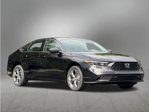 New 2026 Honda Accord EX-L image 7