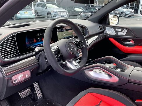 New 2026 Mercedes-Benz GLE 53 AMG 4MATIC Coupe image 6