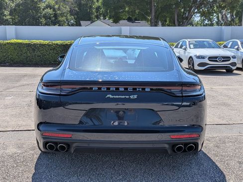 Used 2021 Porsche Panamera 4S image 10