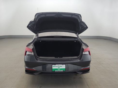 Used 2023 Hyundai Elantra SEL w/ Cargo Package image 29