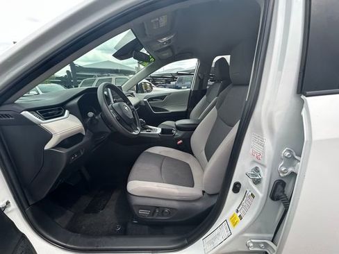 Used 2024 Toyota RAV4 XLE image 12