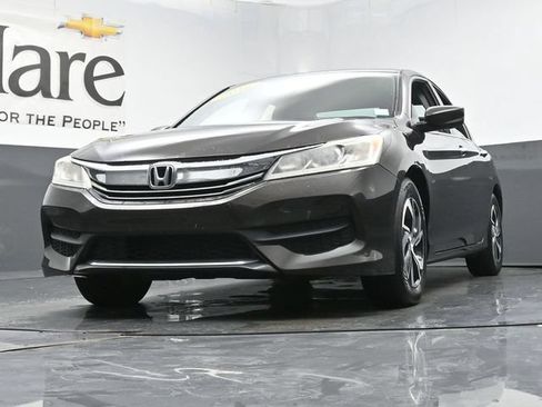 Used 2016 Honda Accord LX image 4