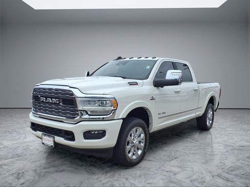Used 2024 RAM 2500 Limited image 4