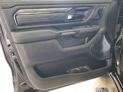 Used 2025 RAM 1500 Limited image 8