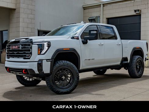 Used 2025 GMC Sierra 2500 AT4 w/ AT4 Premium Plus Package AWD/4WD image 5