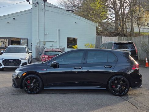 Used 2022 Volkswagen GTI SE FWD image 3