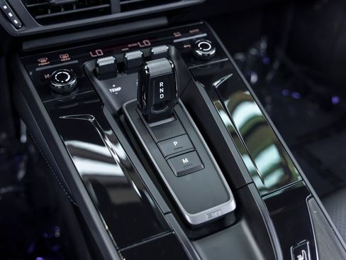 Certified 2025 Porsche 911 Carrera GTS RWD image 47