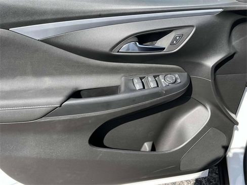 Used 2025 Buick Envista Preferred w/ Convenience I Package image 15