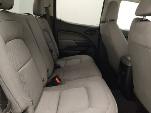 Used 2019 Chevrolet Colorado W/T RWD image 19