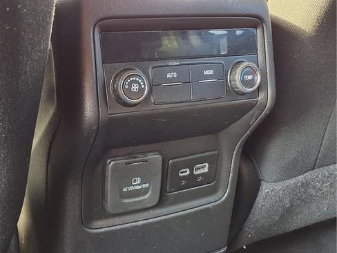 Certified 2021 GMC Acadia SLE w/ Driver Convenience Package AWD/4WD image 20