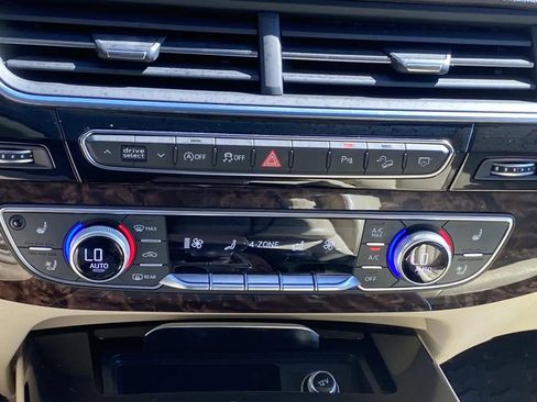 Used 2018 Audi Q7 3.0T Prestige image 25
