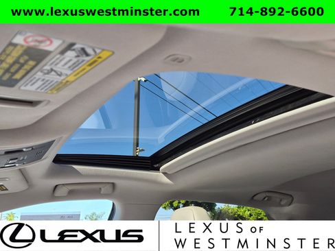 Used 2017 Lexus RX 350 FWD w/ Premium Package image 18