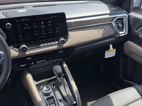 New 2026 GMC Canyon Denali AWD/4WD image 13