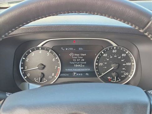 Used 2024 Nissan Frontier SV w/ SV Convenience Package RWD image 14