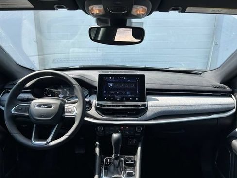 Certified 2023 Jeep Compass Latitude w/ Convenience Group AWD/4WD image 10