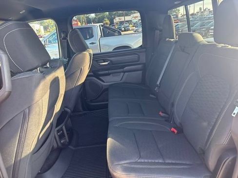 Used 2025 RAM 1500 Warlock AWD/4WD image 33
