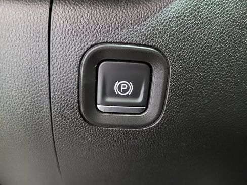 Used 2022 Chevrolet Silverado 1500 RST image 50