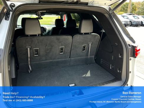Used 2023 Chevrolet Traverse LT FWD image 19