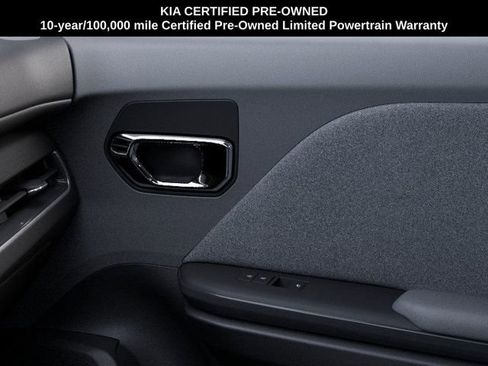 Certified 2025 Kia K4 LXS image 25