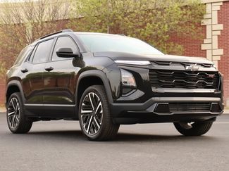 New 2026 Chevrolet Equinox RS w/ LPO, Floor Liner Package video 1