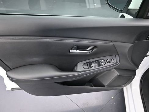 Used 2024 Nissan Sentra SV image 26