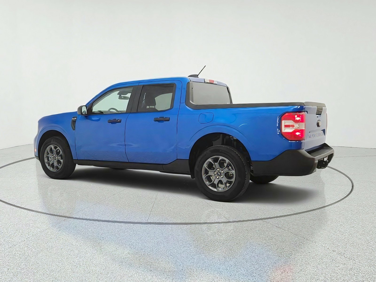 Used 2026 Ford Maverick XLT w/ Equipment Group 301A AWD/4WD image 7