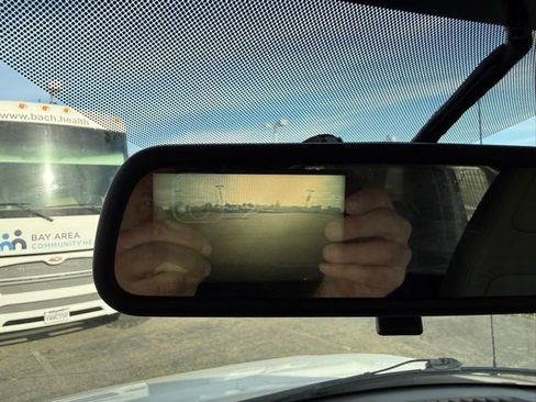 Used 2018 Chevrolet Express 2500 w/ Driver Convenience Package image 15