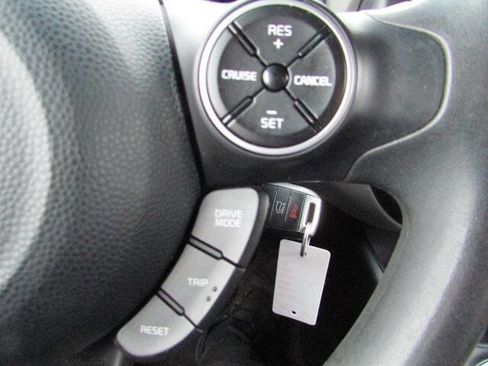 Used 2019 Kia Soul FWD image 19