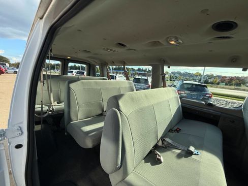 Used 2007 Ford E-350 and Econoline 350 XLT image 24