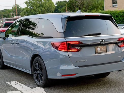 Used 2023 Honda Odyssey Sport image 5