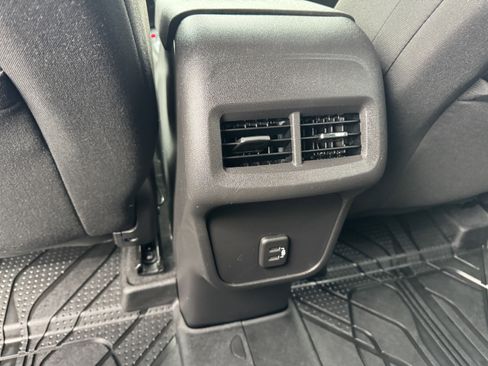 Certified 2020 Chevrolet Equinox LS w/ LS Convenience Package image 17