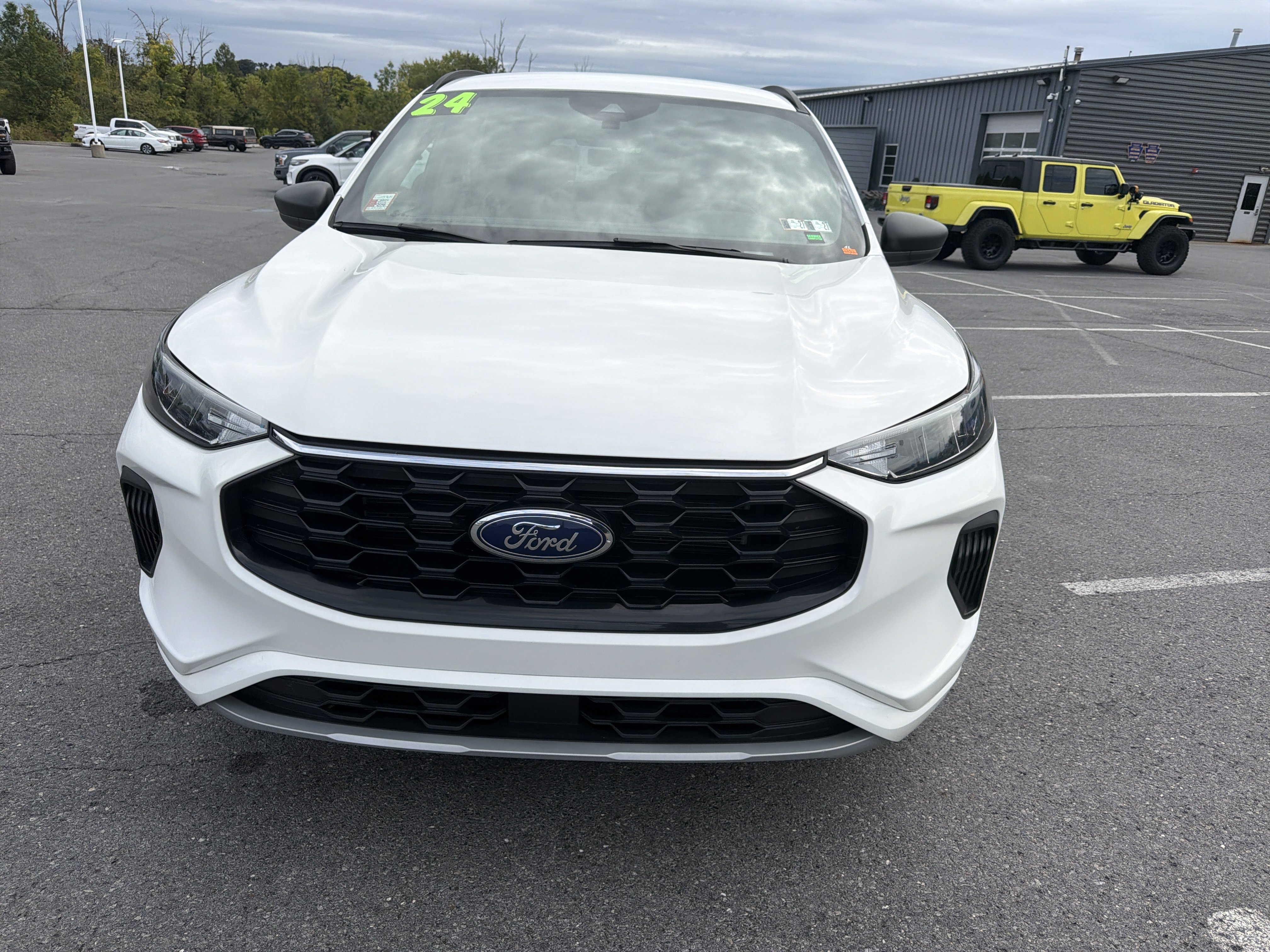 Used 2024 Ford Escape ST-Line AWD/4WD image 9